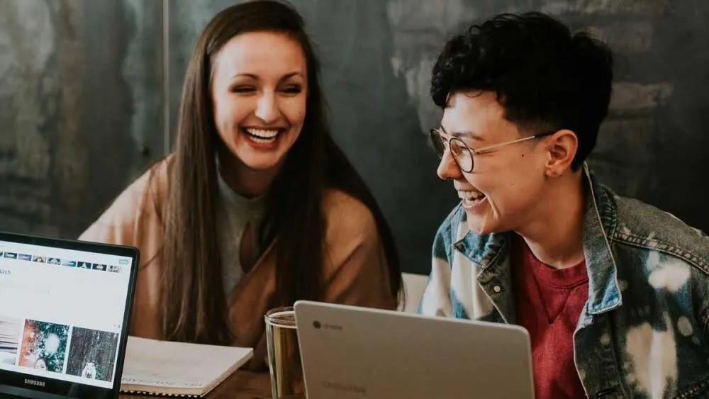Guide to Landing Paid Internships and Using Them to Secure Post-Graduation Employment